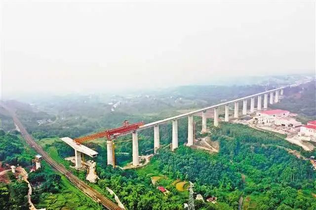 1687741005562689.jpg 640.jpg